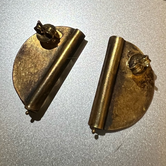 Green Enamel Rice Pearl, 925 Semicircle Earrings - Picture 5 of 5